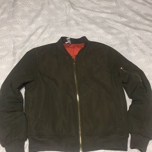 Militar green jacket